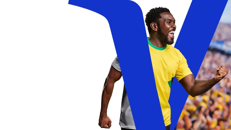 Hombre gritando un gol