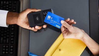 Contactless card being used
